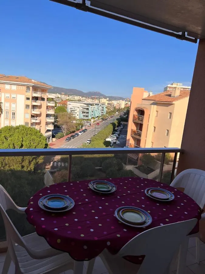 Studio Bord De Mer Frejus Apartment