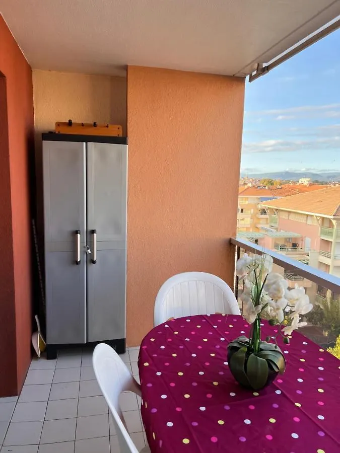 Apartment Studio Bord De Mer Frejus