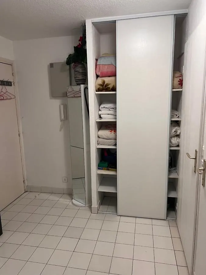 Apartment Studio Bord De Mer Frejus France