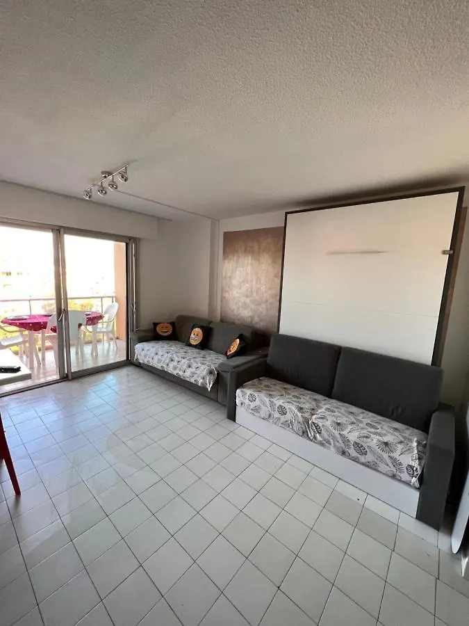 Studio Bord De Mer Frejus 0*,  France