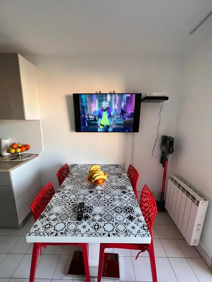 Apartment Studio Bord De Mer Frejus
