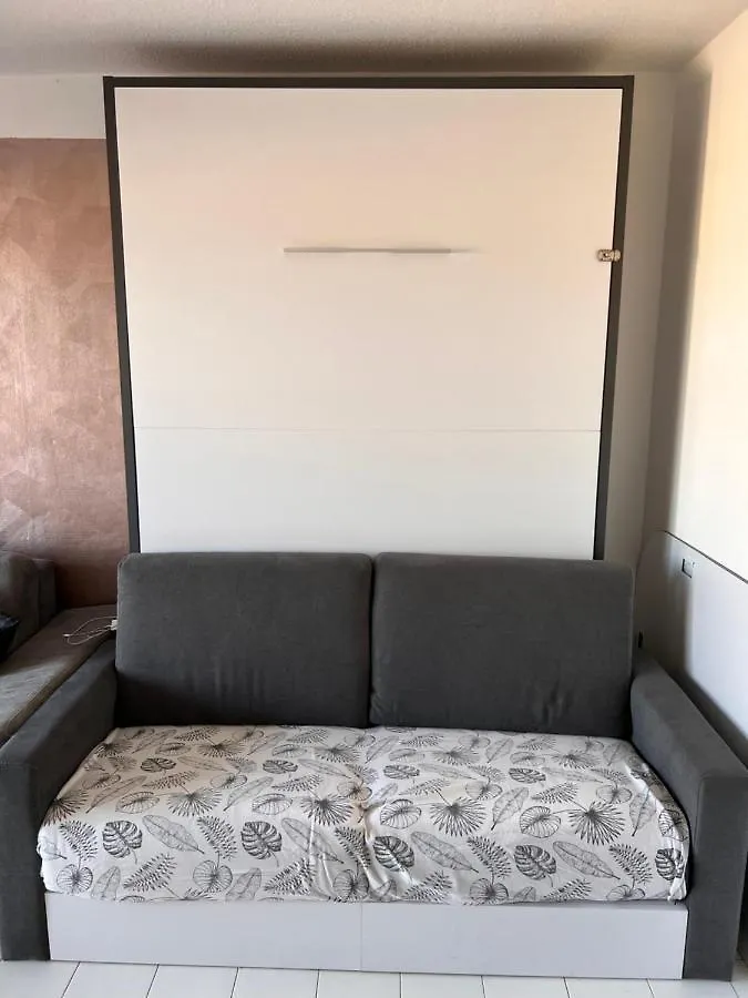 Studio Bord De Mer Frejus France