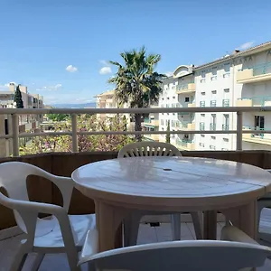 Port Rives Latines 30 M2 4 Pe Fréjus